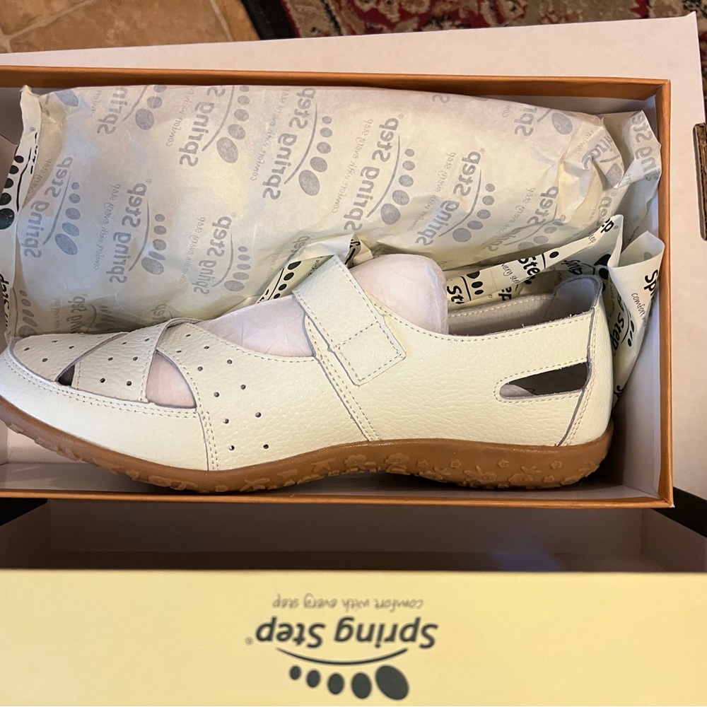 Spring Step Style Streetwise Sandals White Size 9.5-10